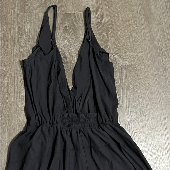 Lululemon All For It Onesie
Black Size 4 - Picture 10 of 11
